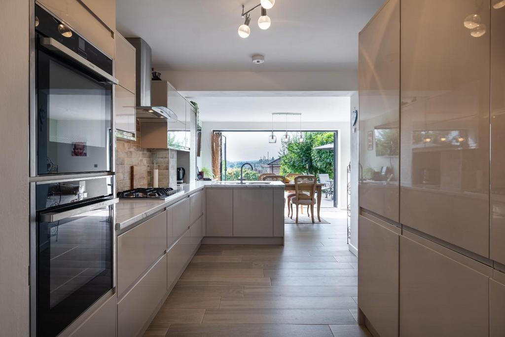 Kitchen diner-5.jpg