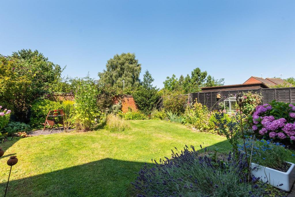 Garden-1.jpg