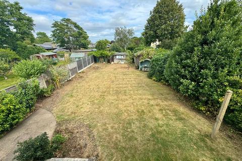 12 Maple Way, Burnham-on-crouch, CM0 8DE