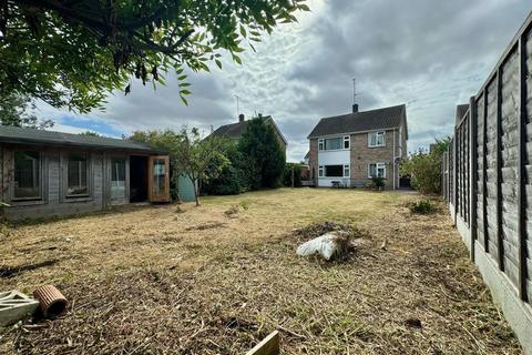 12 Maple Way, Burnham-on-crouch, CM0 8DE