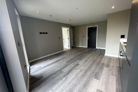 1 bedroom apartment for sale, Springwell Gardens, Leeds LS12