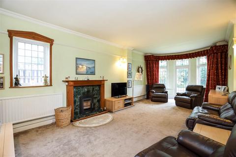 5 bedroom detached house for sale, Horizons, 43 Cog Road, Sully, Penarth, Vale of Glamorgan, CF64 5TD