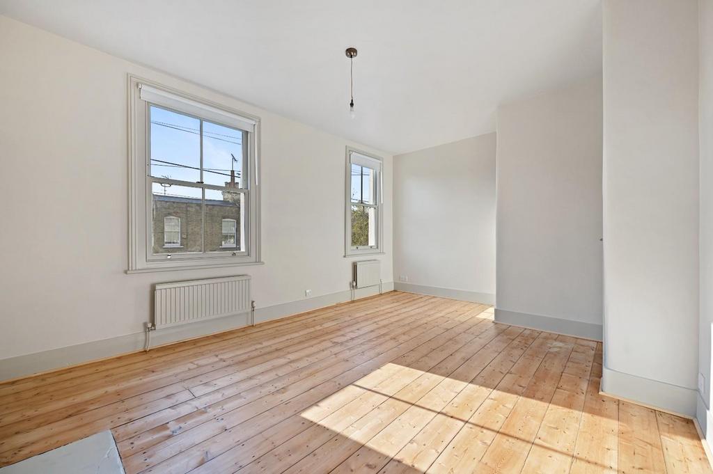 FB - Bradmore Park Road - Bedroom C3 (1).JPG
