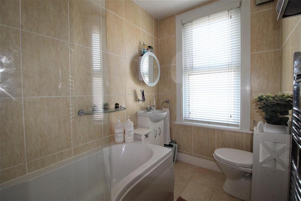 Bathroom (Flat)