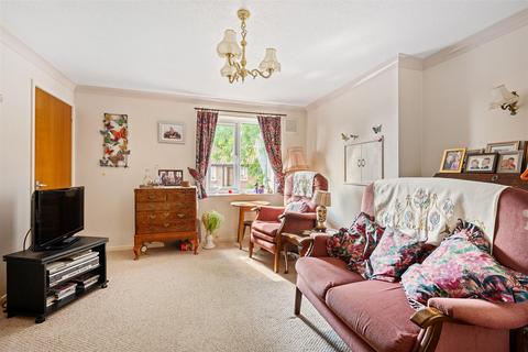 2 bedroom retirement property for sale, Old School Court, Upper Poppleton, York, YO26 6EH