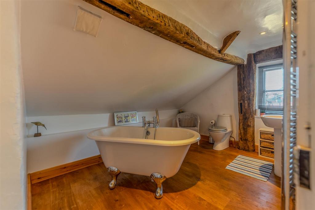 Sutton House Farm (21).jpg