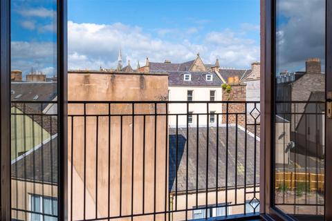 2 bedroom flat for sale, Kinnoull Street, Perth