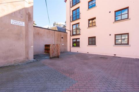 2 bedroom flat for sale, Kinnoull Street, Perth