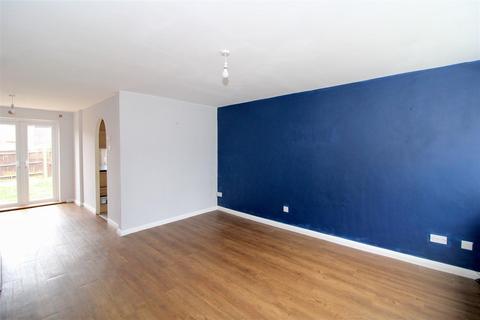 3 bedroom terraced house for sale, Barn Rise, Seaford