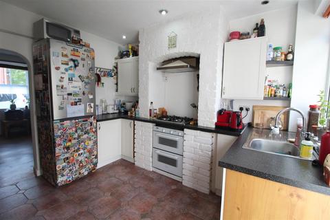 2 bedroom terraced house to rent, St. Michaels Street, Shrewsbury