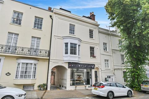 1 bedroom flat for sale, Portland Street, Leamington Spa