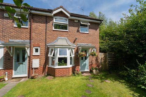 3 bedroom terraced house for sale, Caistor Close, Whalley Range