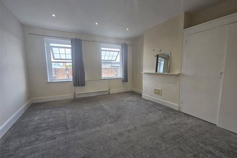 1 bedroom in a house share to rent, Potter Street, Bishops Stortford, Herts, CM23