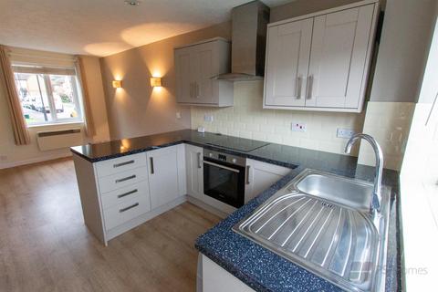 1 bedroom end of terrace house for sale, Vallance Close, Burgess Hill