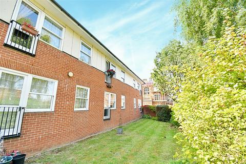 1 bedroom retirement property for sale, Chauncy Court, Hertford SG14