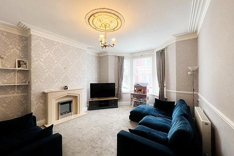 4 bedroom terraced house for sale, Laburnum Avenue, Wallsend