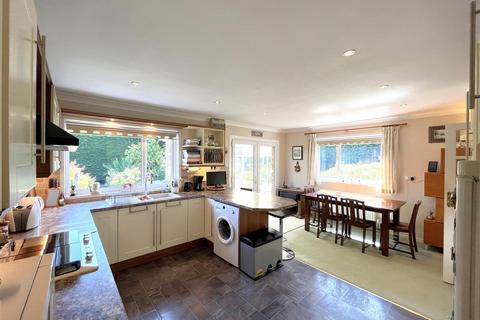 8 Tithe Barn Close, Hampton Magna, Warwick, CV35 8RU