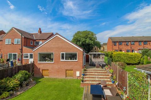 2 bedroom detached bungalow for sale, Dewsbury Road, Ossett WF5