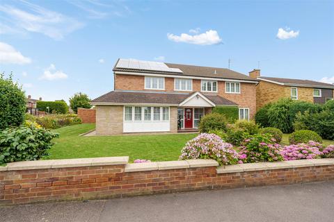 5 bedroom detached house for sale, Putnoe Lane, Bedford