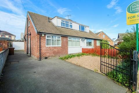 3 bedroom semi-detached bungalow for sale, Churchfield Croft, Altofts WF6