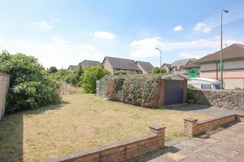 4 bedroom detached house to rent, Victoria Road, Bicester