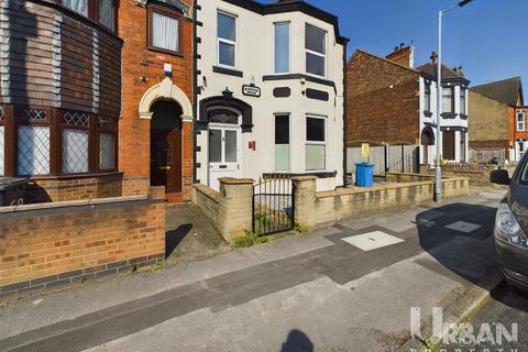 5 bedroom end of terrace house for sale, Jalland Street, Hull