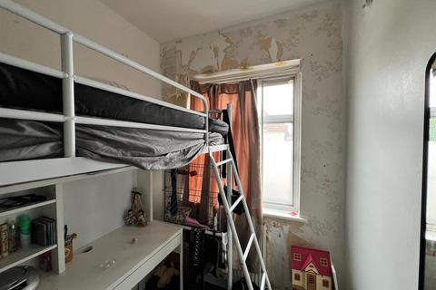 312 Henley Road, Ilford, IG1 2TL