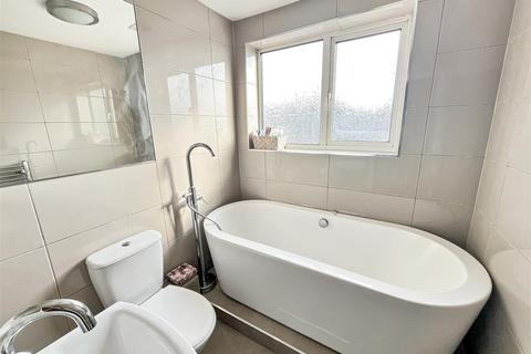 12a Counterpool Road, Bristol, BS15 8DQ