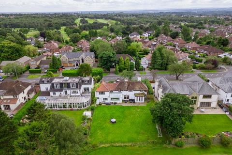 5 bedroom detached house for sale, Alwoodley Lane, Leeds LS17