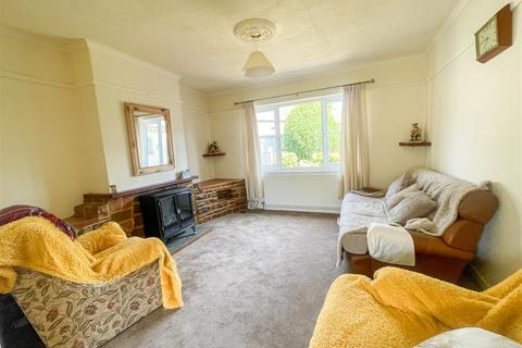 4 bedroom terraced house for sale, Dane Grove, Buxton