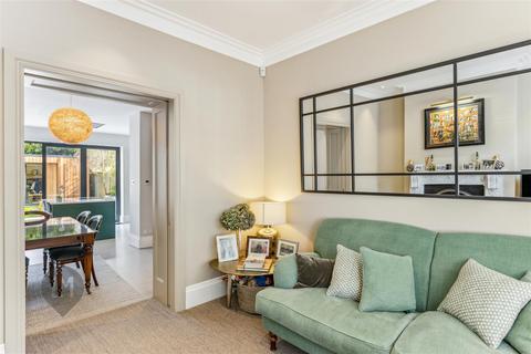 80 Stuart Road, London, SW19 8DH