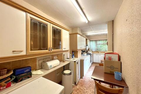 59 Cavendish Road, London, N18 2LT