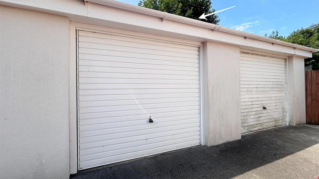 Garage.jpg