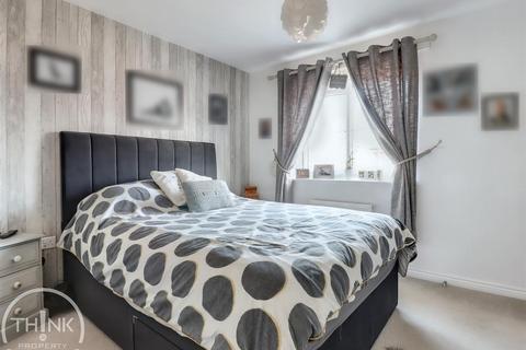 42 Colossus Way, Norwich, NR5 0UX