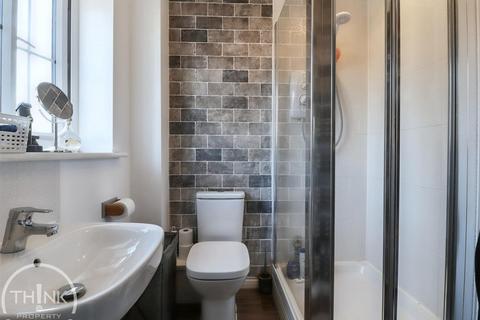 42 Colossus Way, Norwich, NR5 0UX
