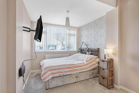 92 Lexden Road, Seaford, BN25 3BB