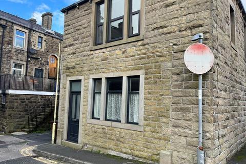 2 bedroom apartment to rent, Garden Street, Barnoldswick