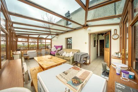 undefined, New Quay SA45, Maenygroes