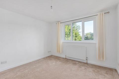 2 bedroom flat to rent, High Street, Otford TN14 5PQ