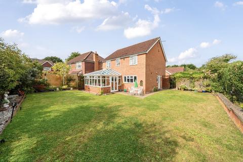 4 bedroom detached house for sale, Mansion House Close, Biddenden, Ashford TN27