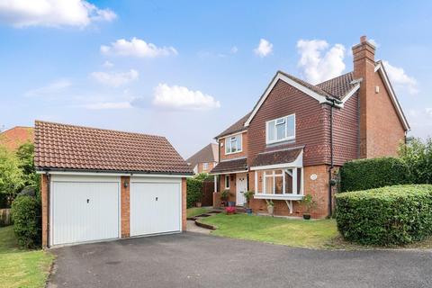 4 bedroom detached house for sale, Mansion House Close, Biddenden, Ashford TN27