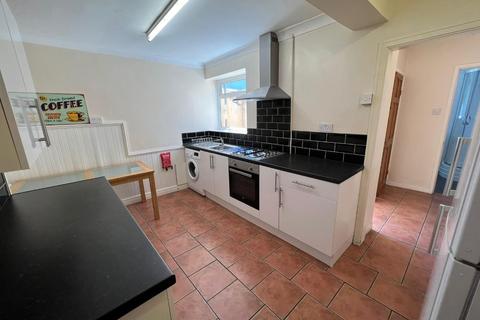 4 bedroom terraced house for sale, Merthyr Street, Cathays, Cardiff