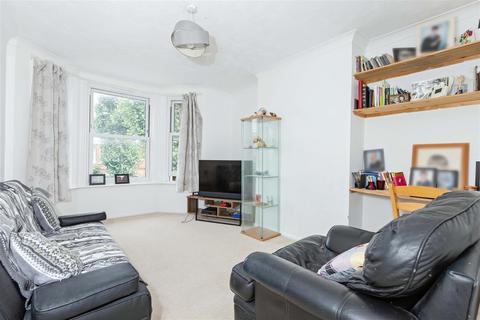 2 bedroom flat for sale, Kingsland Road, Worthing