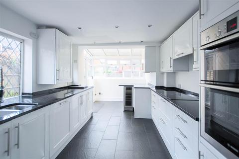 3 bedroom semi-detached house for sale, King Edward Road, Brentwood