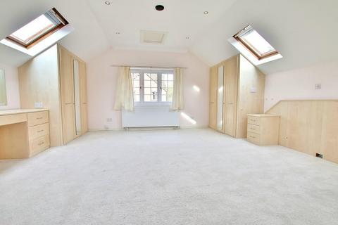 5 bedroom detached house to rent, Elsworth Close, St. Ives