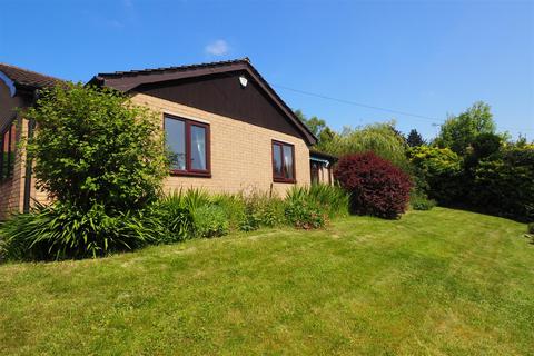 3 bedroom detached bungalow for sale, St Thomas's Road, Tean ST10