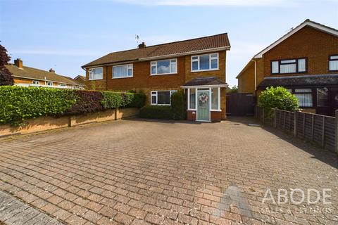 4 bedroom semi-detached house for sale, Welbeck Close, Blaby LE8