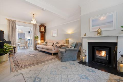 Lavinia Forest Road, Ascot, SL5 8QF