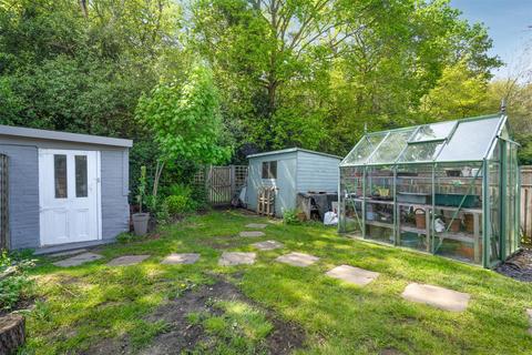 Lavinia Forest Road, Ascot, SL5 8QF