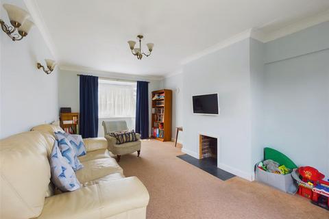 38 Cherry Avenue, Malton, YO17 7DE